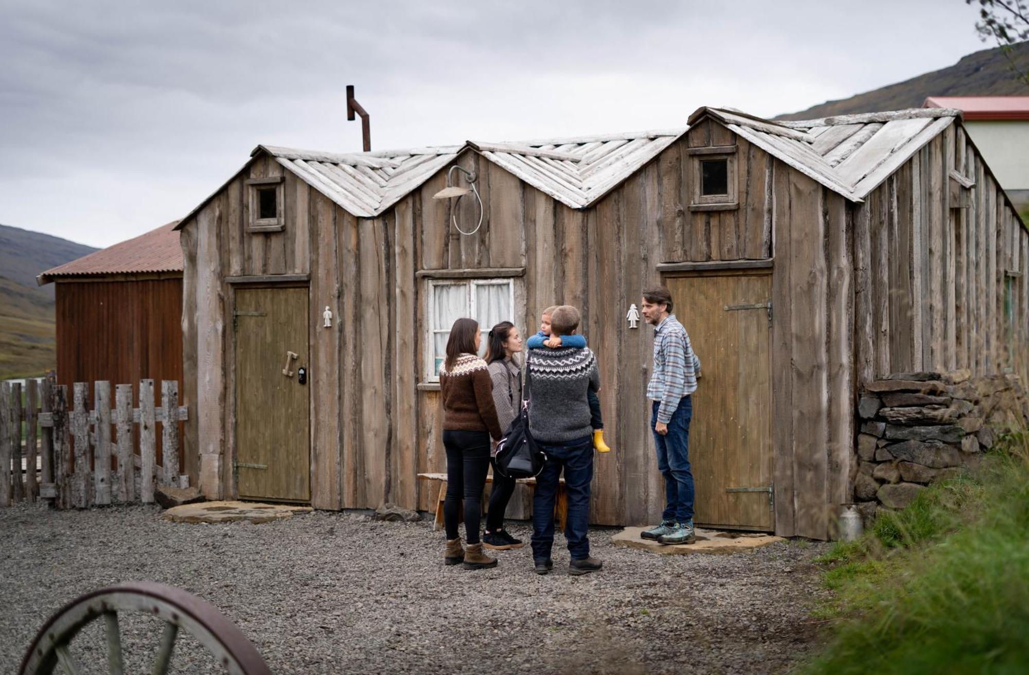 Wilderness Center / Óbyggðasetur Íslands Obyggthasetur Exterior foto
